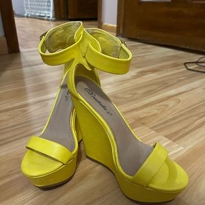 Yellow Wedges